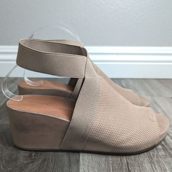 Gentle Souls Gianna taupe perforated leather bracelet wedge heel sandal 10 - Picture 5 of 8
